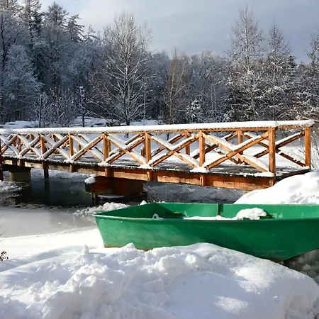Pokoj S Balkonem, Manzelska Postel 招待所 Nová Lhota